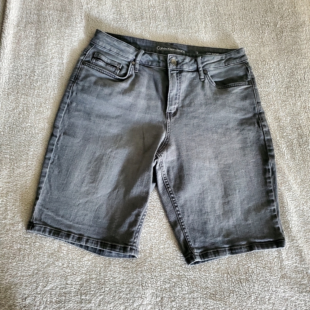Calvin Klein Jean Bermuda Shorts Gray 12 Spring Summer City Shorts
